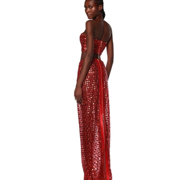 BRAND NEW NEVER WORN BRONX AND BANCO RUBY RED TWO PIECE SET. SIZE US 8/L. - Picture 7 of 8